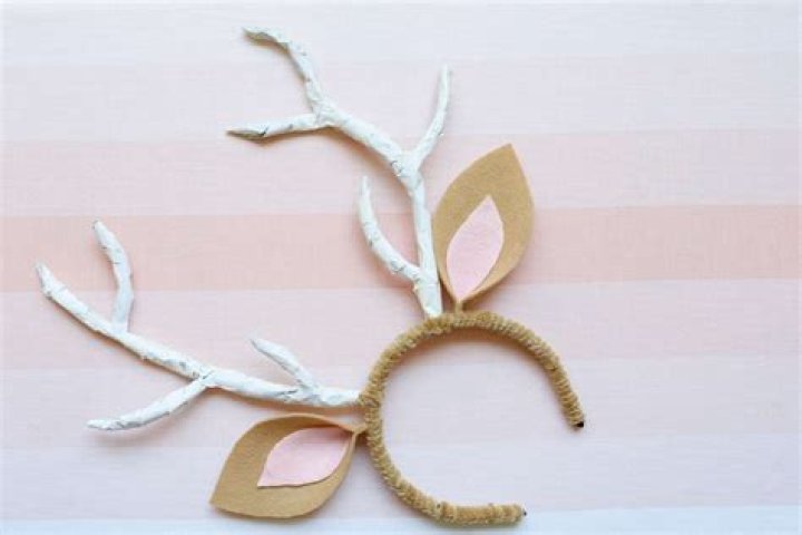 How to Create Stunning DIY Deer Ears for Cosplay and Crafts